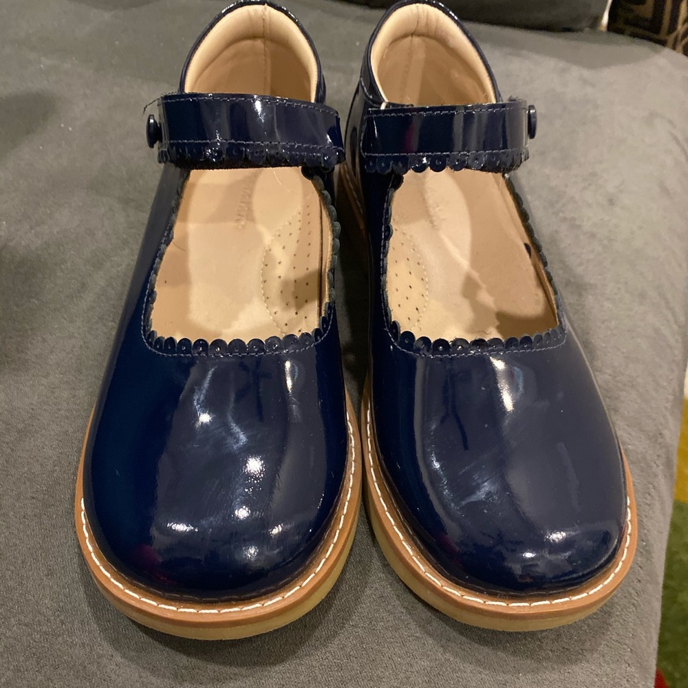 Blue Patent Leather Shoea